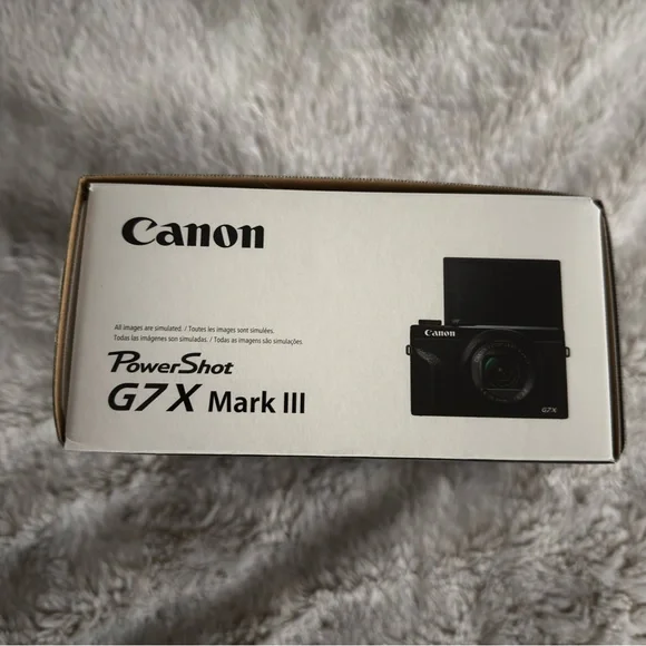 Canon PowerShot G7 X Mark III - Sleek Black - Picture 2 of 5